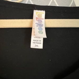 LuLaRoe Black Tshirt size 2XL